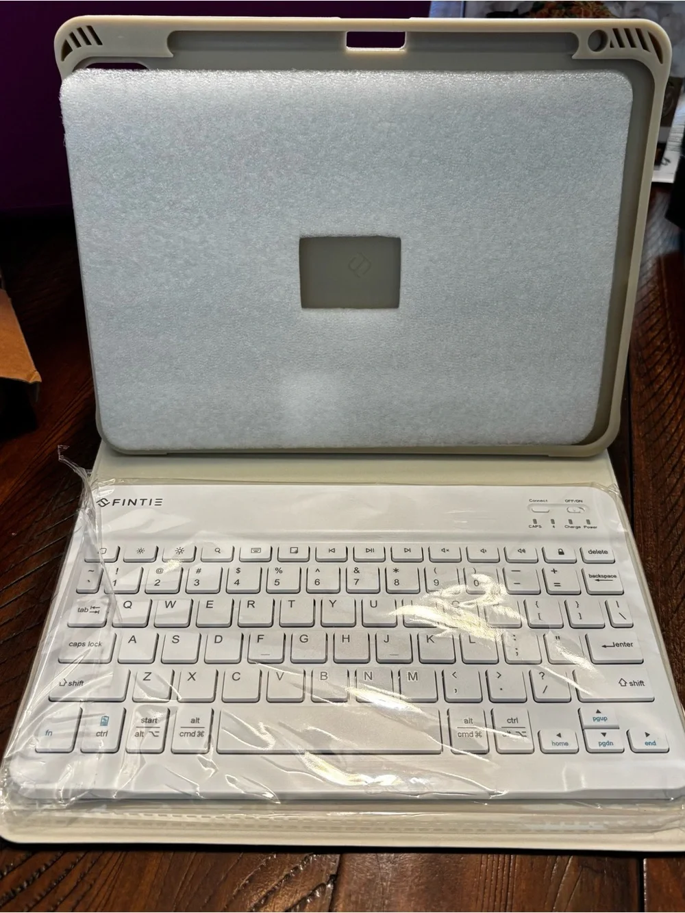 Bluetooth Keyboard Case for Tablets